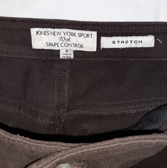 Jones New York Jeans - Picture 2 of 3